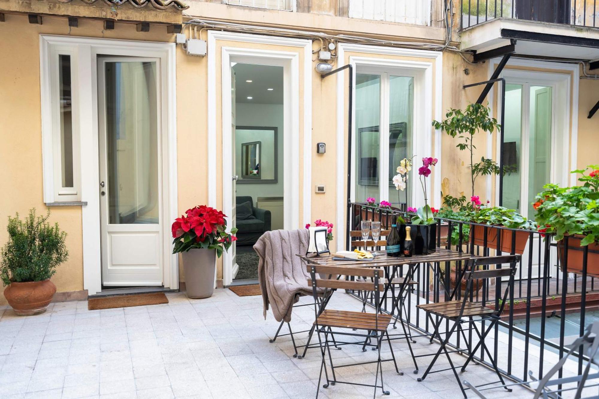 White Style Gambero Apartment Rome Exterior photo