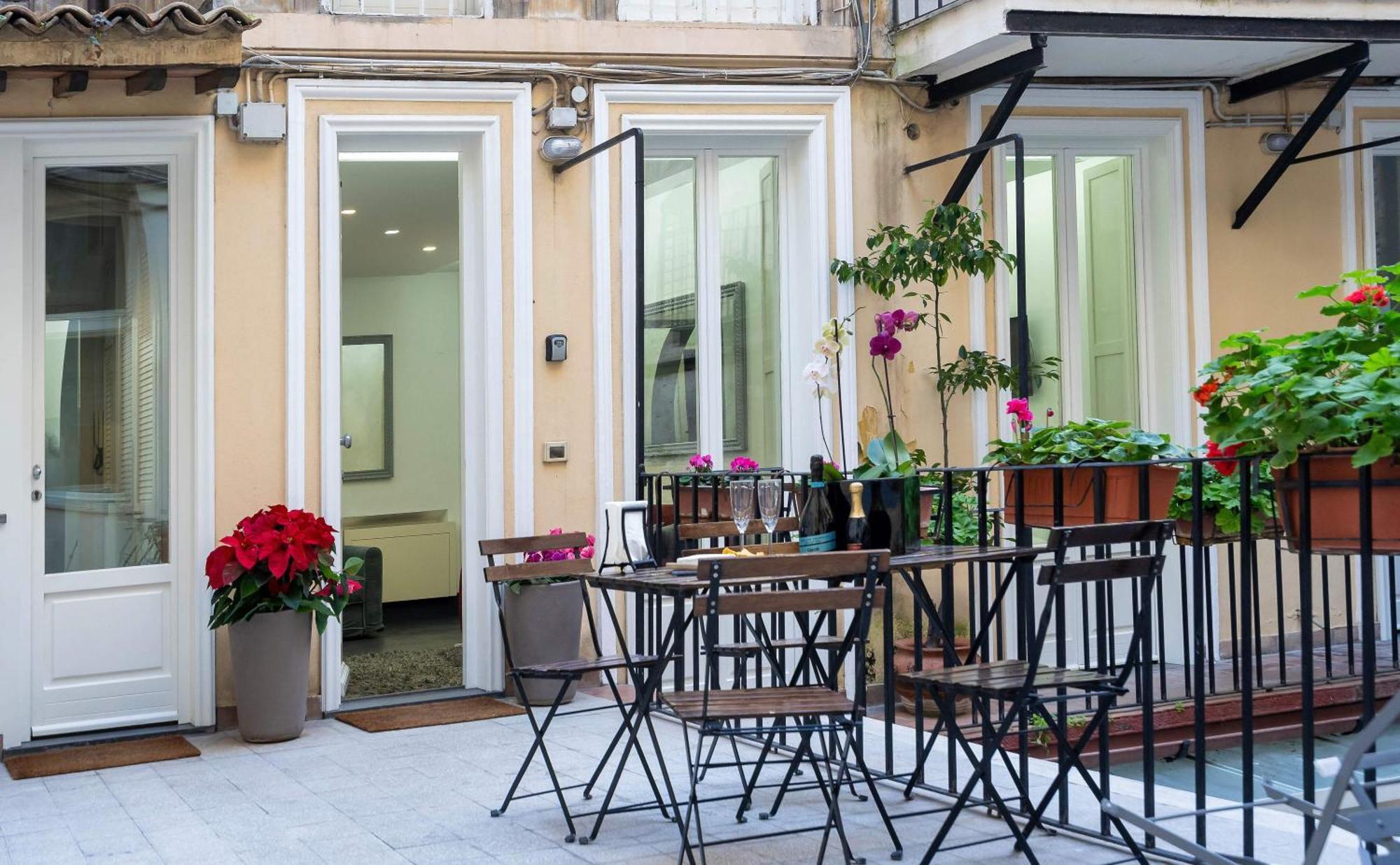 White Style Gambero Apartment Rome Exterior photo